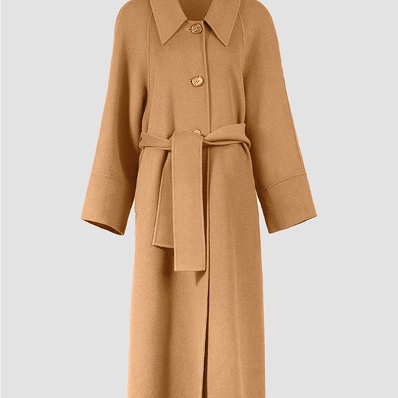 Lattelier Buttoned Wool Coat - Picture 5 of 11
